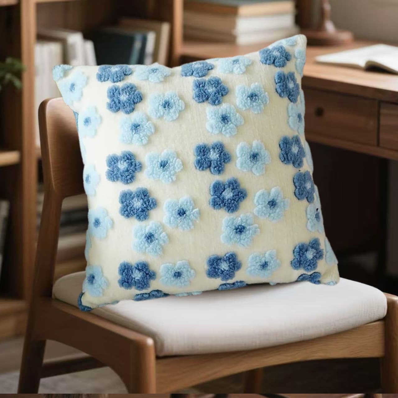 Blue Charming 3D Floral Plush Cushion Covers - 4-Piece Set, 45 × 45 cm Soft