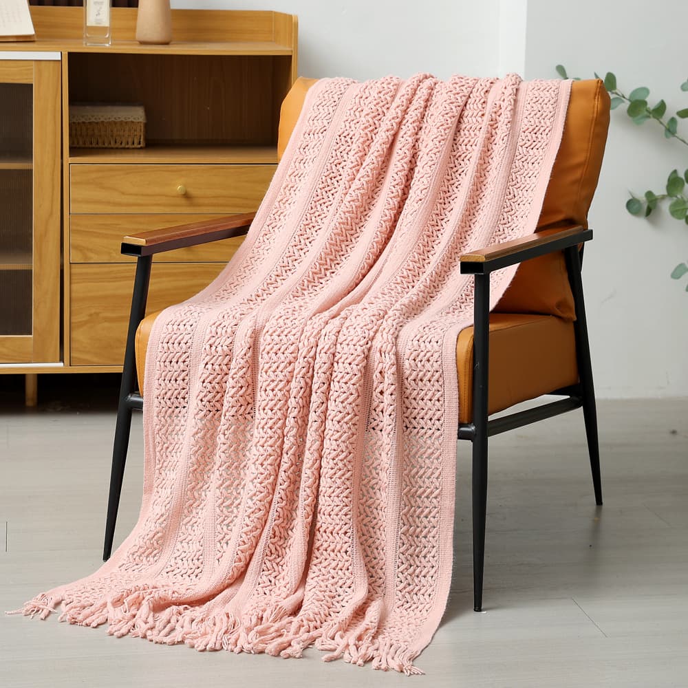 Pink Hollow Knitted Sofa Blanket with Tassels, 120 × 165 cm, 510g, Ideal