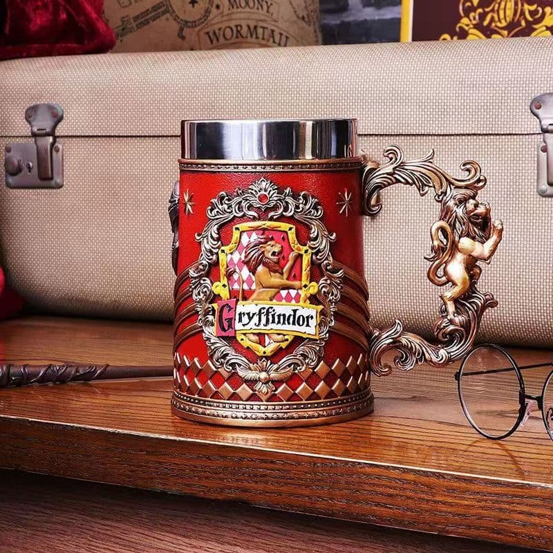 Collectible Fantasy House Crest Tankard Mug - 600 ml Stainless Steel - Red