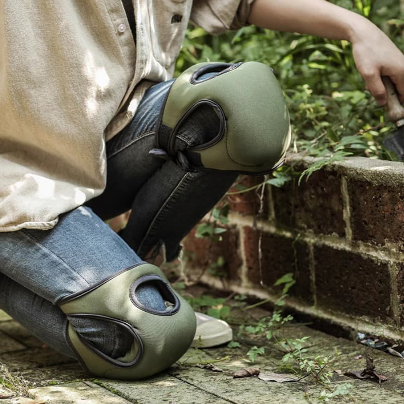 Green Adjustable Gardening Knee Pads - Neoprene Knee Protectors for Weeding