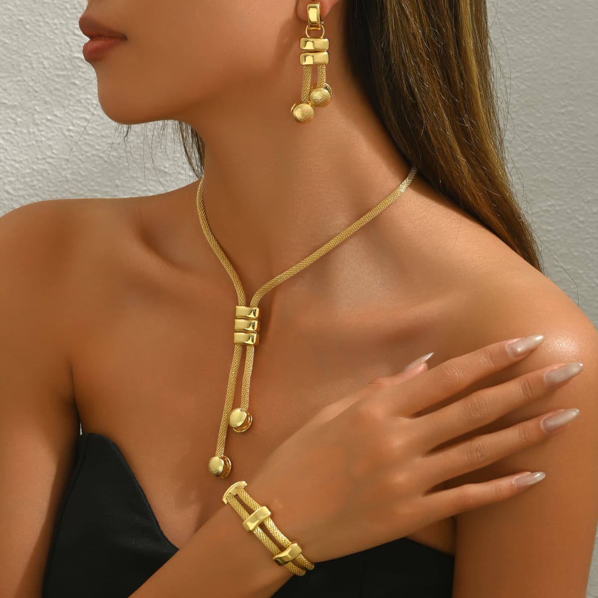 3-Piece Mesh Chain Jewelry Set - Tassel Necklace, Bracelet & Dangle - Gold