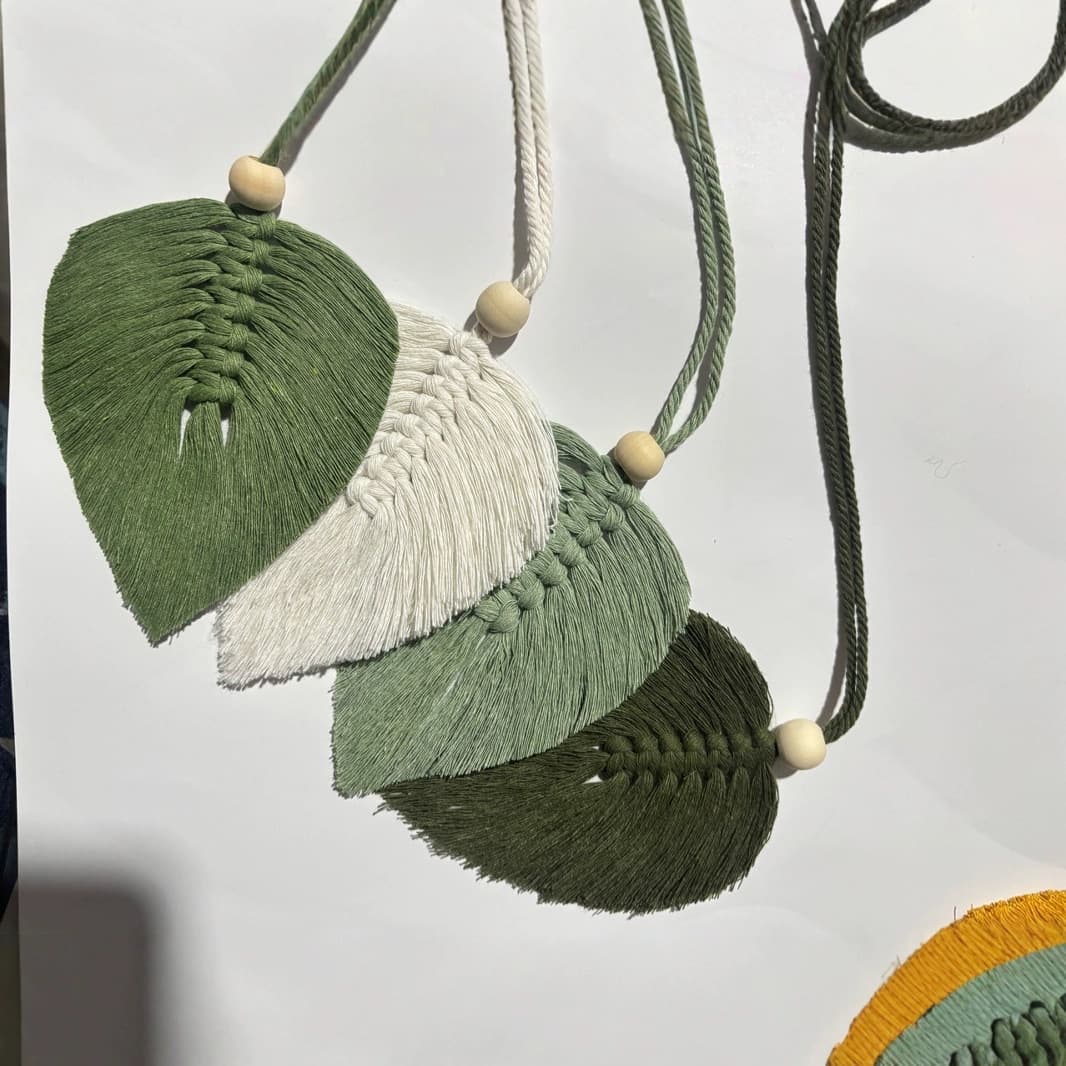 4-Piece Macrame Leaf Wall Hanging Set Handmade Cotton Boho Feather Ornaments