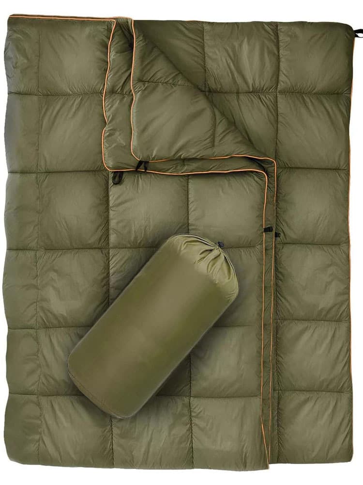 Military Green Compact Lightweight Quilted Blanket - Soft, Warm
