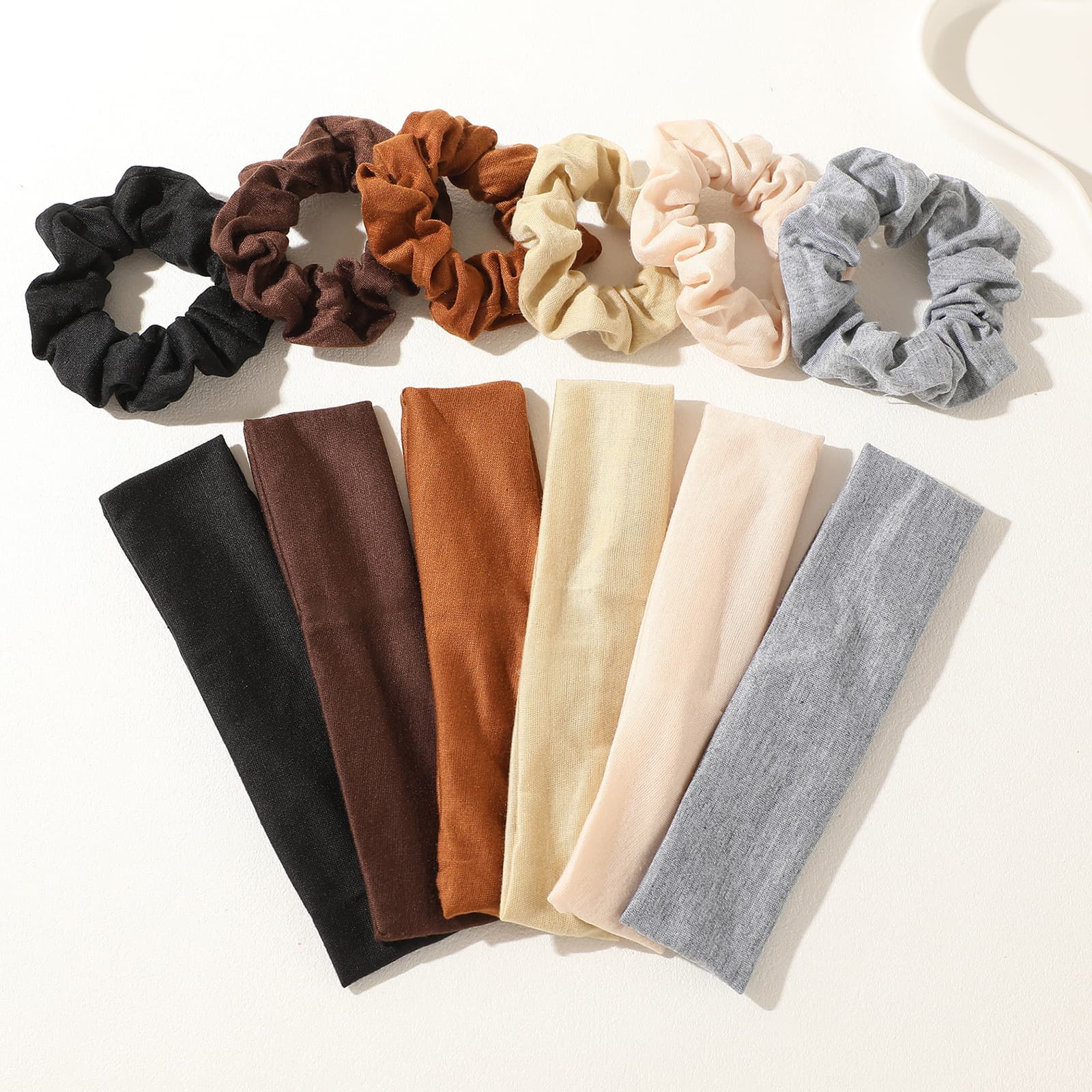 12-Piece Sports Hair Accessory Set - 6 Colors Seamless Sports Headbands & 6