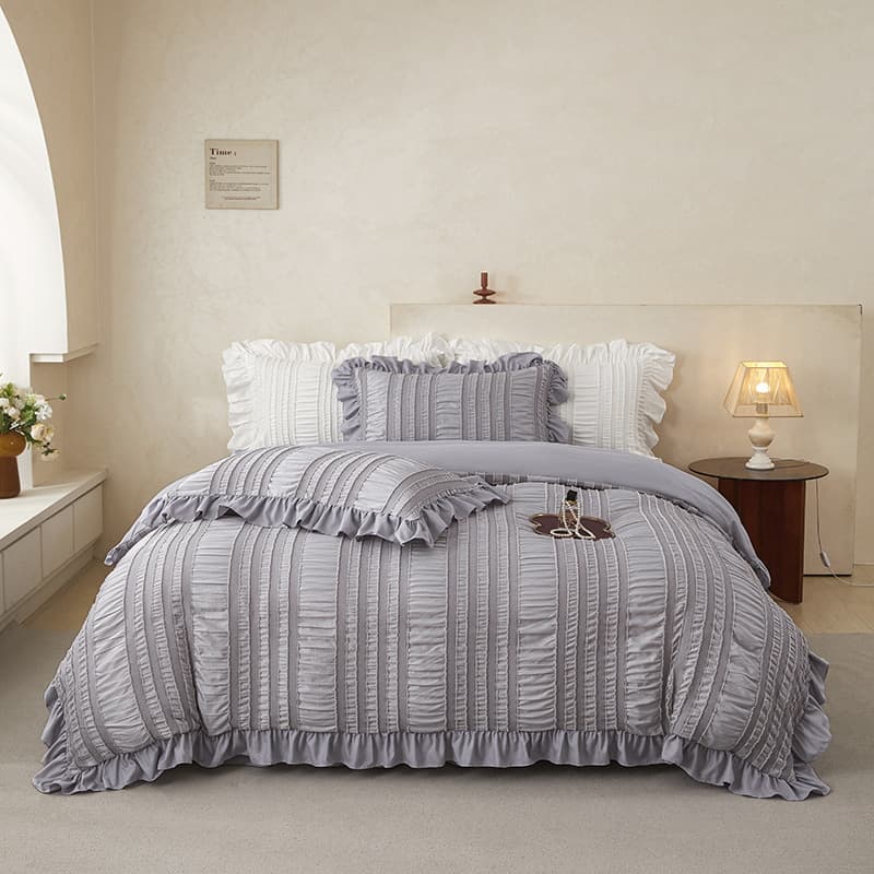 Grey Ruffle Seersucker Duvet Cover with 2-Piece - King Size 264 × 229 cm