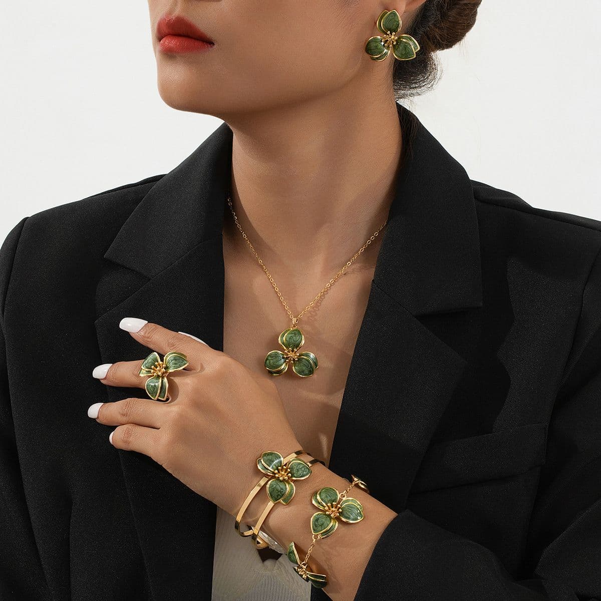 Green Floral Enamel Jewelry Set - Five-Piece Alloy Accessory Collection