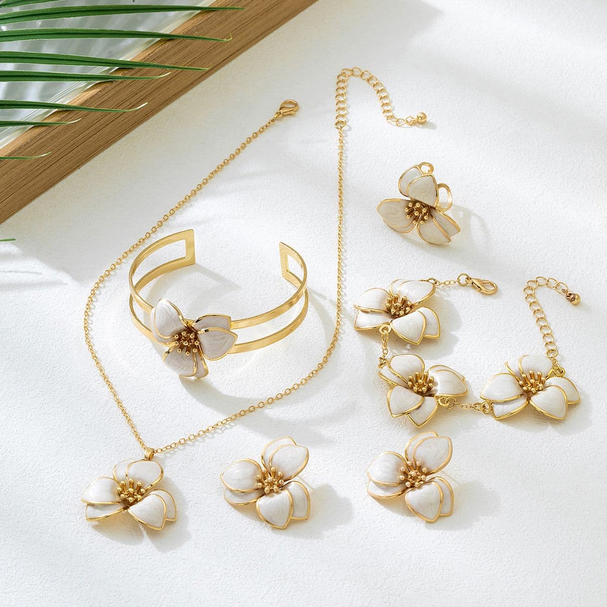 White Floral Enamel Jewelry Set - Five-Piece Alloy Accessory Collection