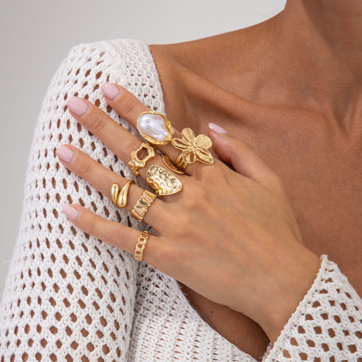 7-Piece Gold Liquid Lava Flower Stacking Open Rings Set - Gold Dripping