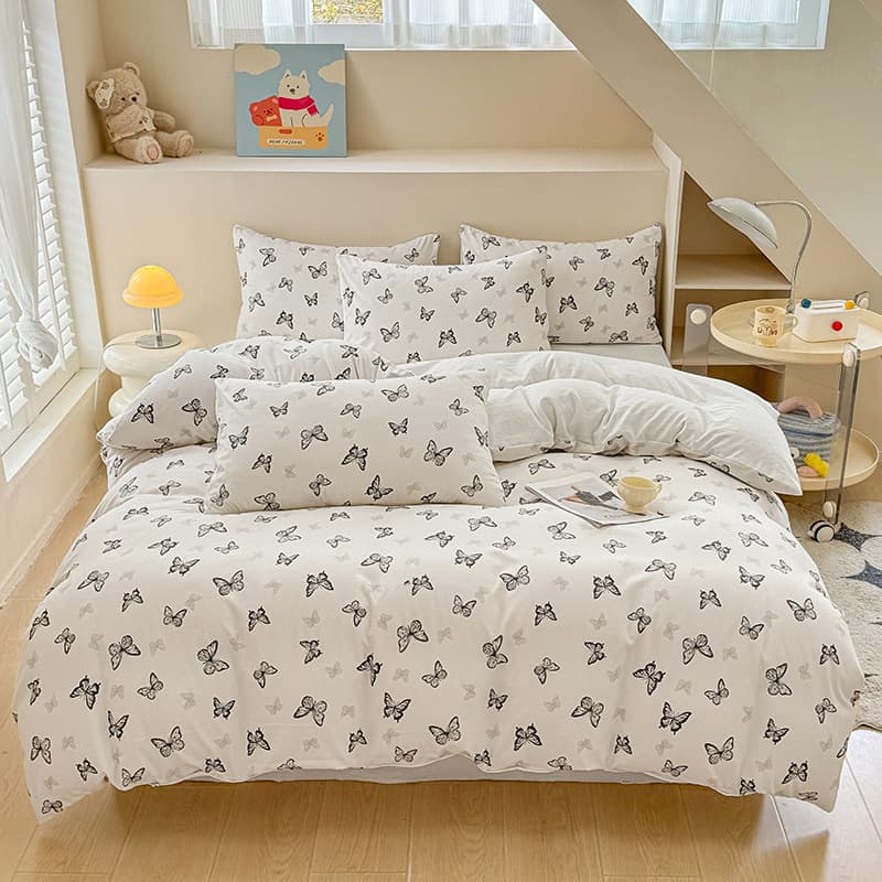 Butterfly Print Bedding Set - 3 Piece Set - Quilt Cover 200 × 229 cm with 2