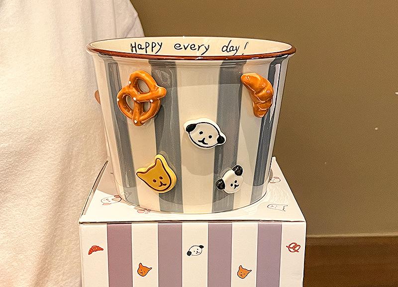Charming Striped Ceramic Instant Noodle Bowl with 3D Accents & Happy - Grey