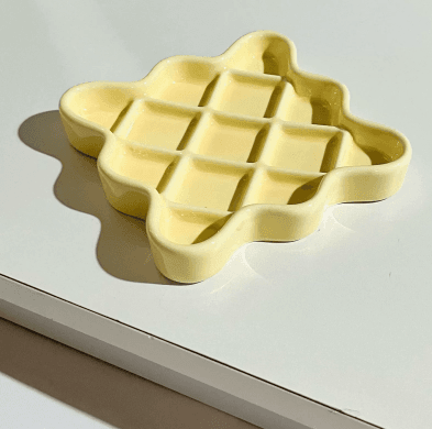 Yellow Ceramic Slow Feeder Licking Plate for Cats and Dogs - Raised