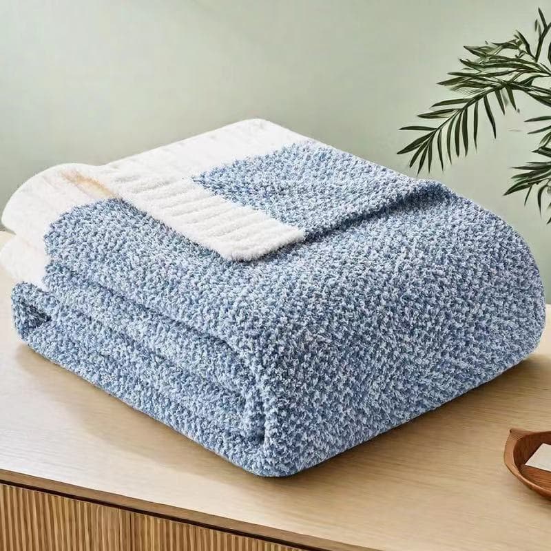 Blue and White Plush Chenille-Knit Throw Blanket - Soft Cozy - 127 × 153 cm