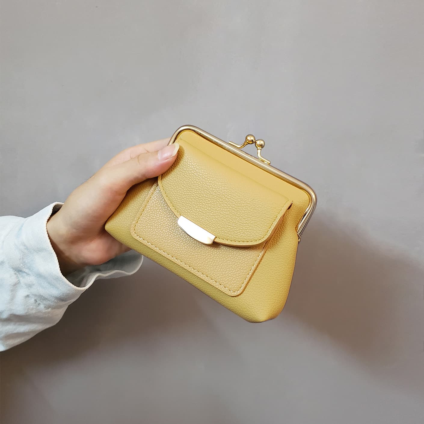 Yellow Vintage Style Women's Kiss Lock Coin Purse - Compact PU Leather