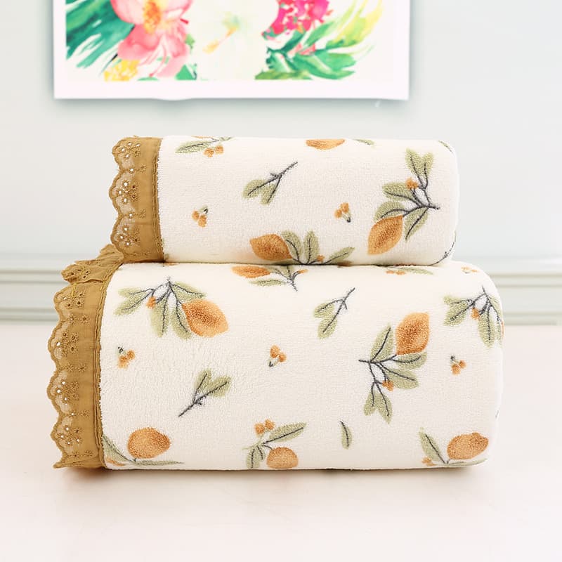 Beige Vintage Floral Lace Trim Towel Set - Ultra Soft Absorbent Coral Fleece