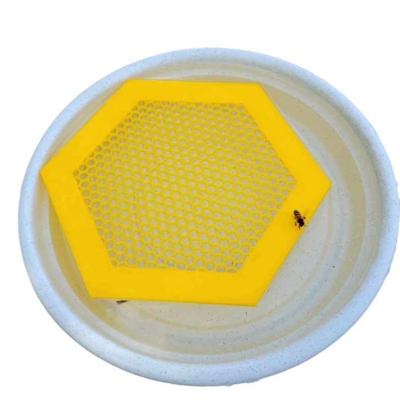 2-Piece S 180x160x3mm Yellow Floating Bee Saver Waterer - Safe Drinking