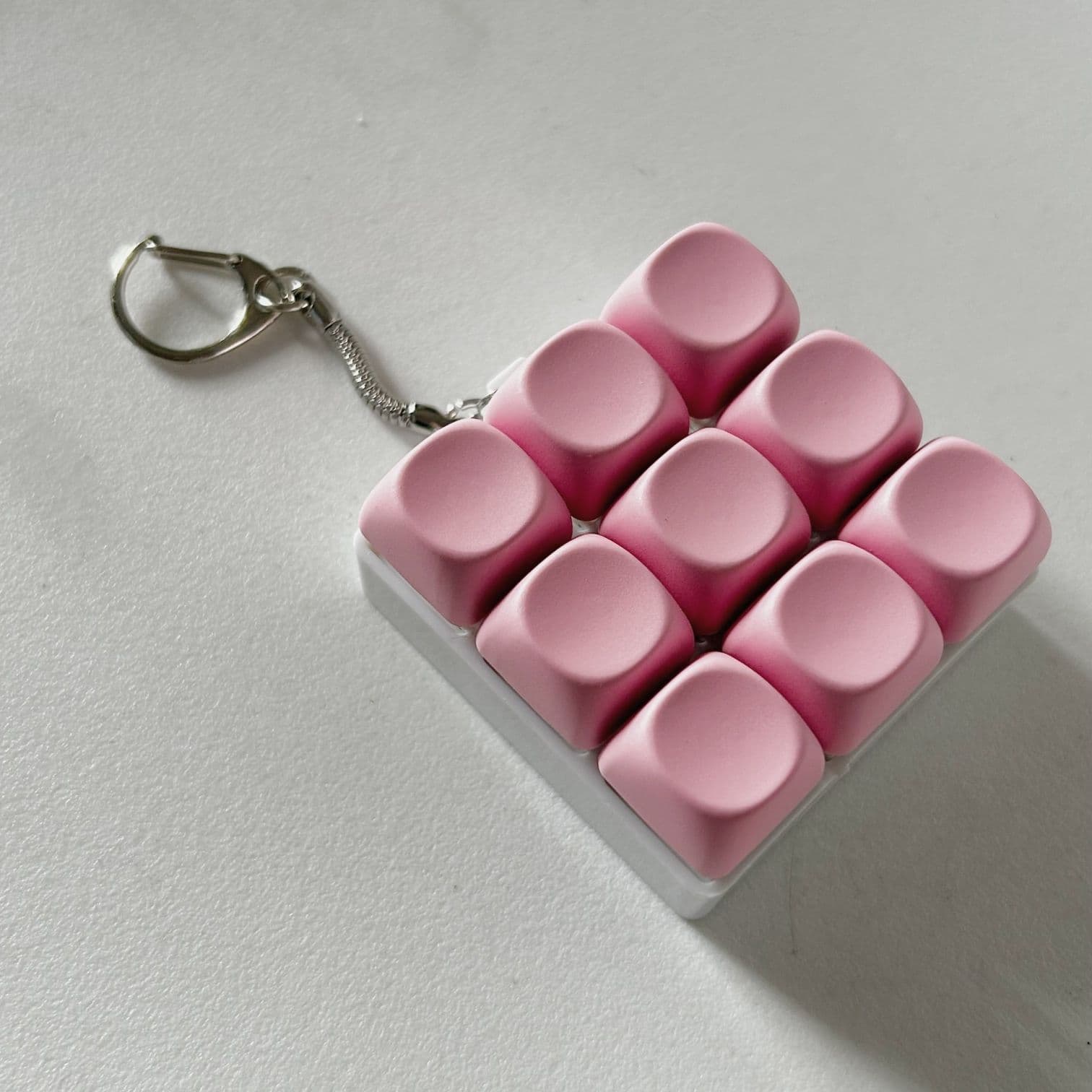 2-Pack Dark Pink Mechanical 9-Keyboard Fingertip Toy Keychain - Key Pressure