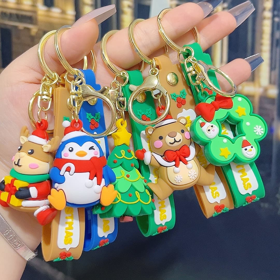 5-Piece Christmas Silicone Keychain 3D Reindeer Penguin Tree Designs Bag