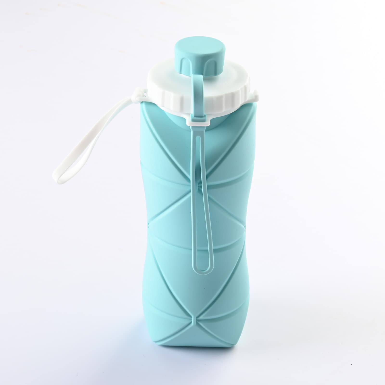 Blue Portable Food Grade Silicone Collapsible Sports Water Bottle 600 ml