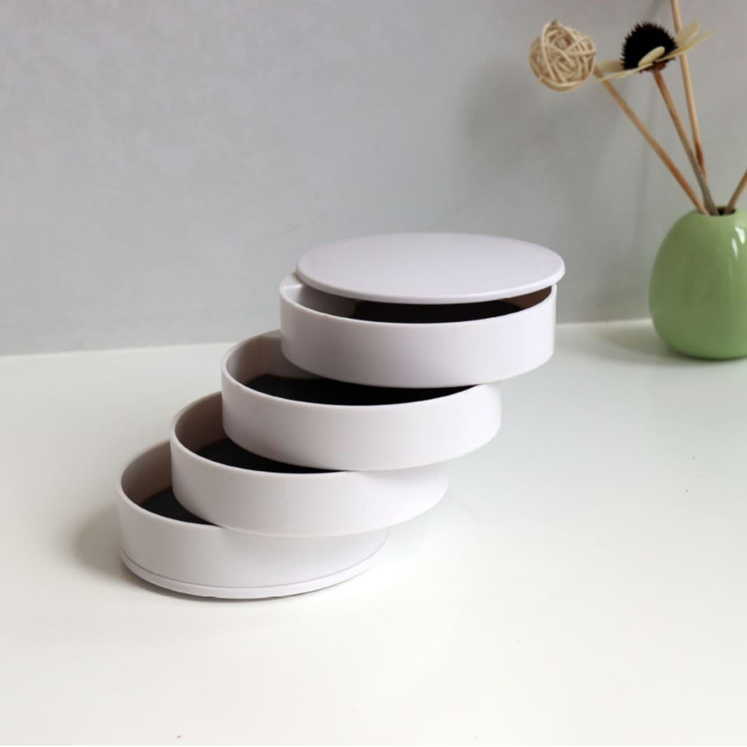 White 4-Layer Rotating Jewelry Storage Box - Dust-Proof Velvet - 10 × 10 cm