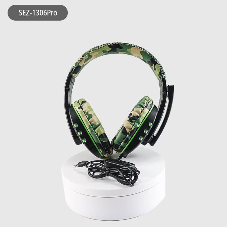 Camouflage Green Over-Ear Wired Gaming Headset with Microphone - Direct
