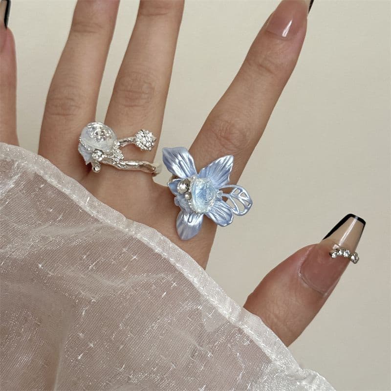 2-Piece Vintage Camellia Handmade Enamel Stackable Wide Metal Rings A+B