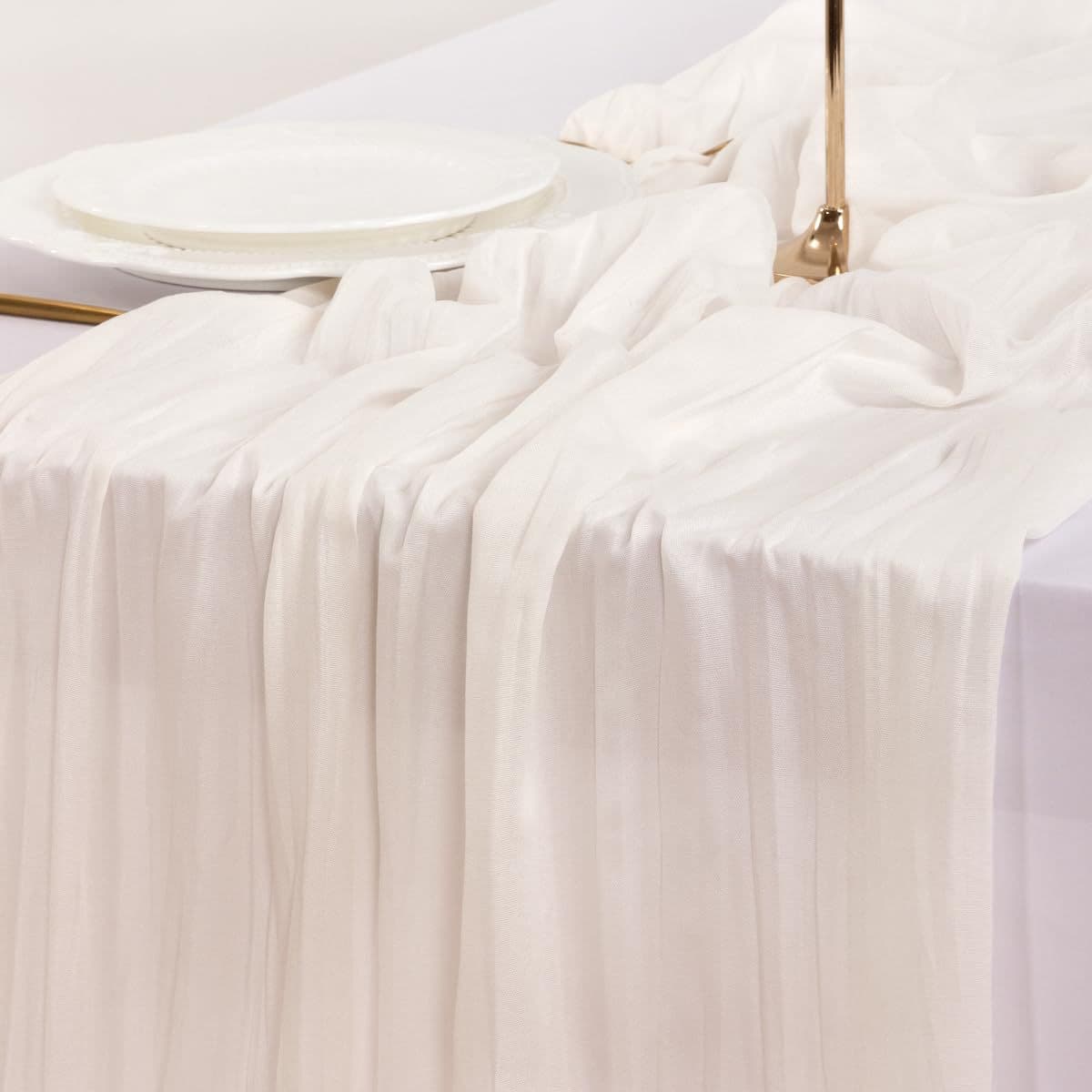 Table Runner - White 9.84ft Wrinkle Fabric Table Decor for Wedding, Party