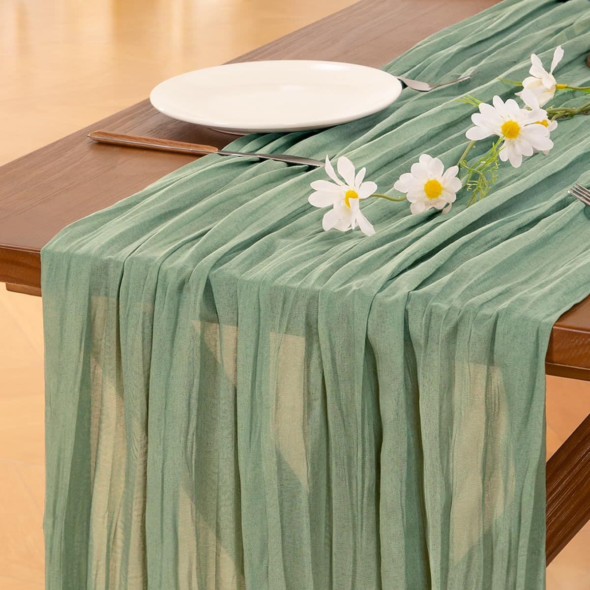 Table Runner - Grass Green 9.84ft Wrinkle Fabric Table Decor for Wedding