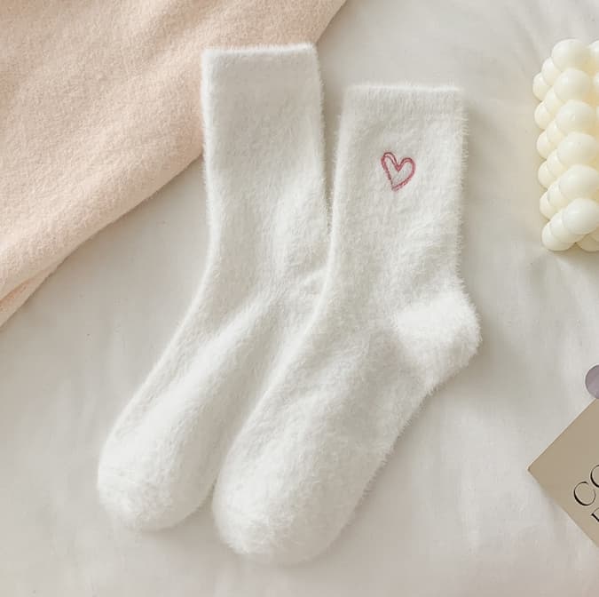 2-Piece White Women's Ultra-Soft Fuzzy Socks - Plush Chenille Thermal Crew