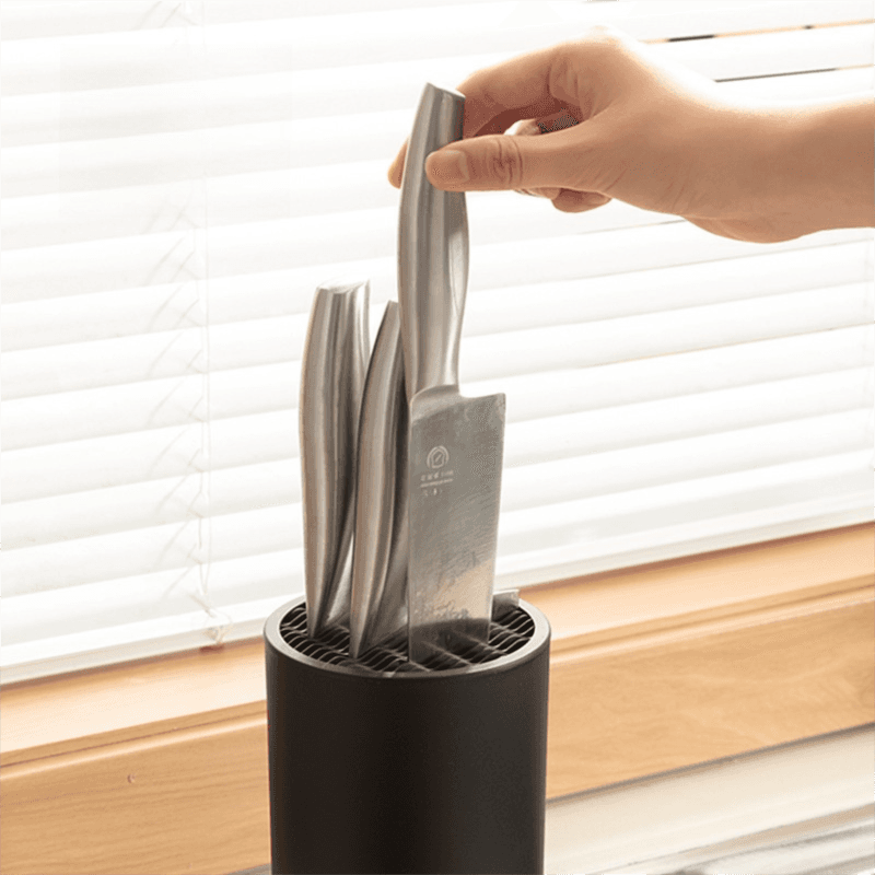 Matte Black Modern Multi-Slot Knife Block with Secure Wave Insert & Drainage